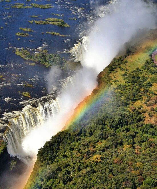 6-reasons-to-visit-victoria-falls-on-your-next-trip-distant-journeys