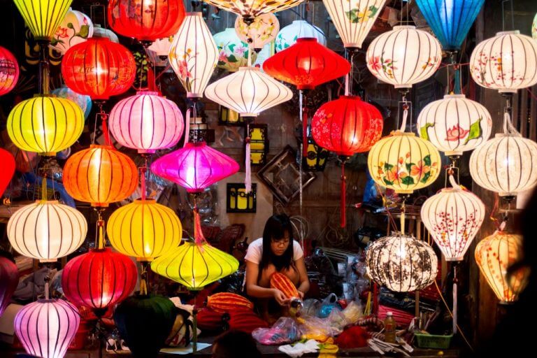 Hoi An: Lantern Making Class | Distant Journeys