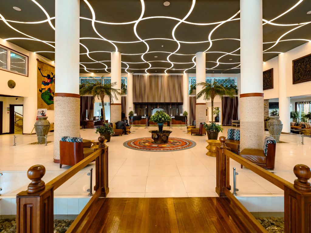 Movenpick Hotel & Residences – Nairobi - lobby